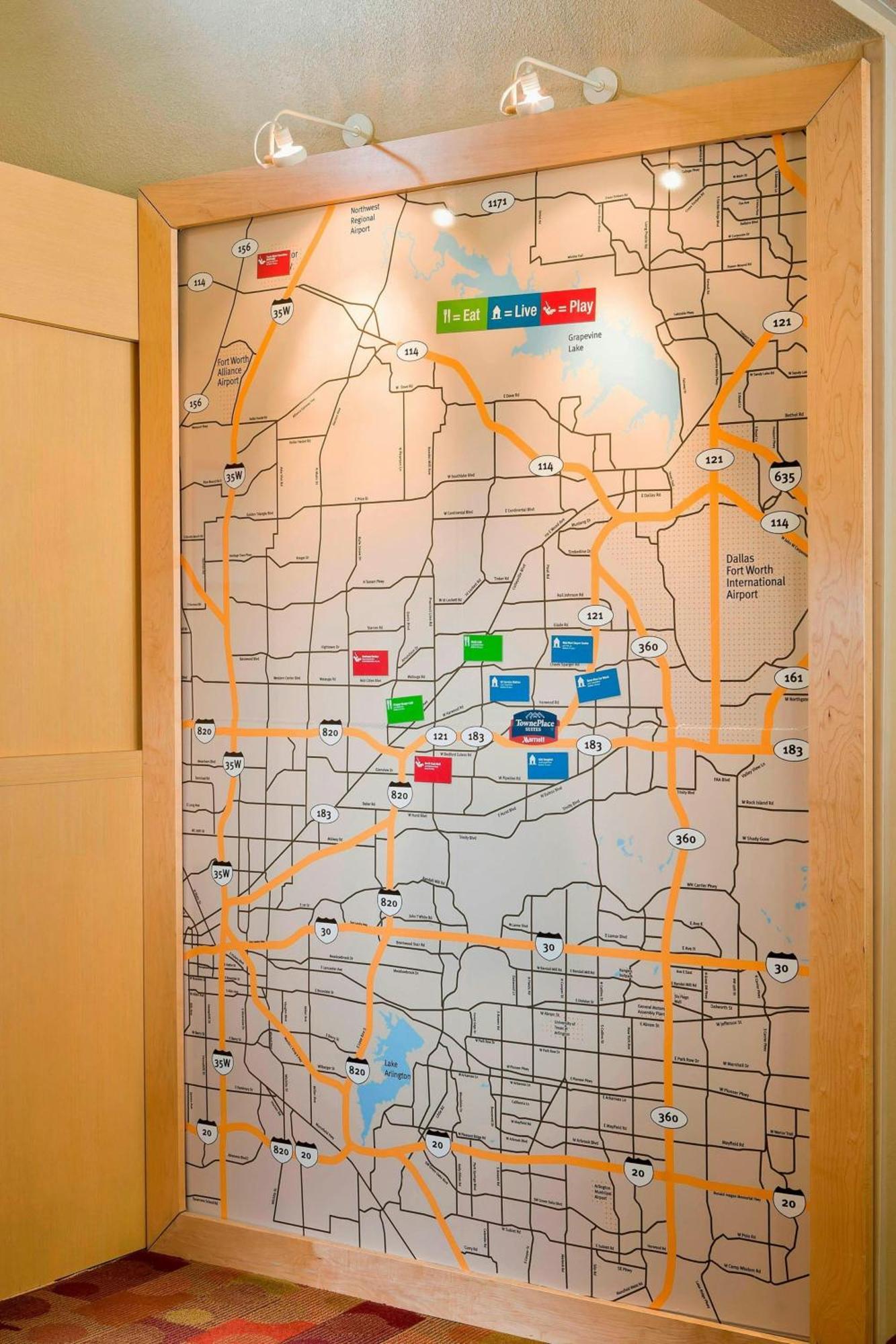 Towneplace Suites By Marriott Dallas Бедфорд Екстериор снимка
